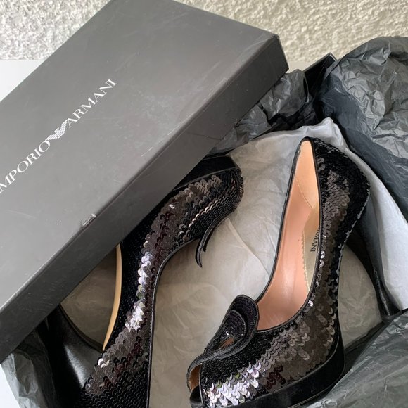 EMPORIO ARMANI Pumps - US 6 (EU Size 36) Black Peep-Toes Sculptural Heels - Picture 7 of 8